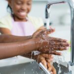 ¿Cuáles son los usos del agua en el hogar y en la comunidad?